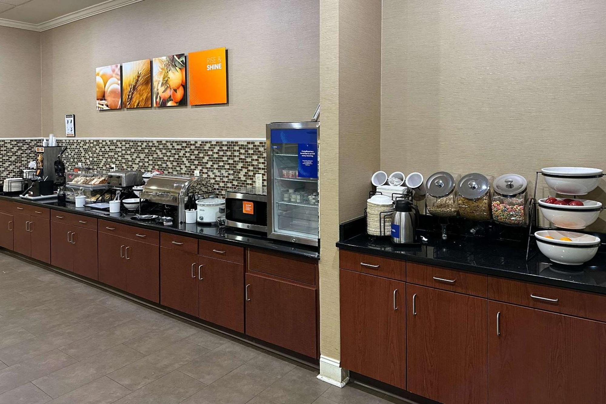 Comfort Inn & Suites Rogersville Zewnętrze zdjęcie